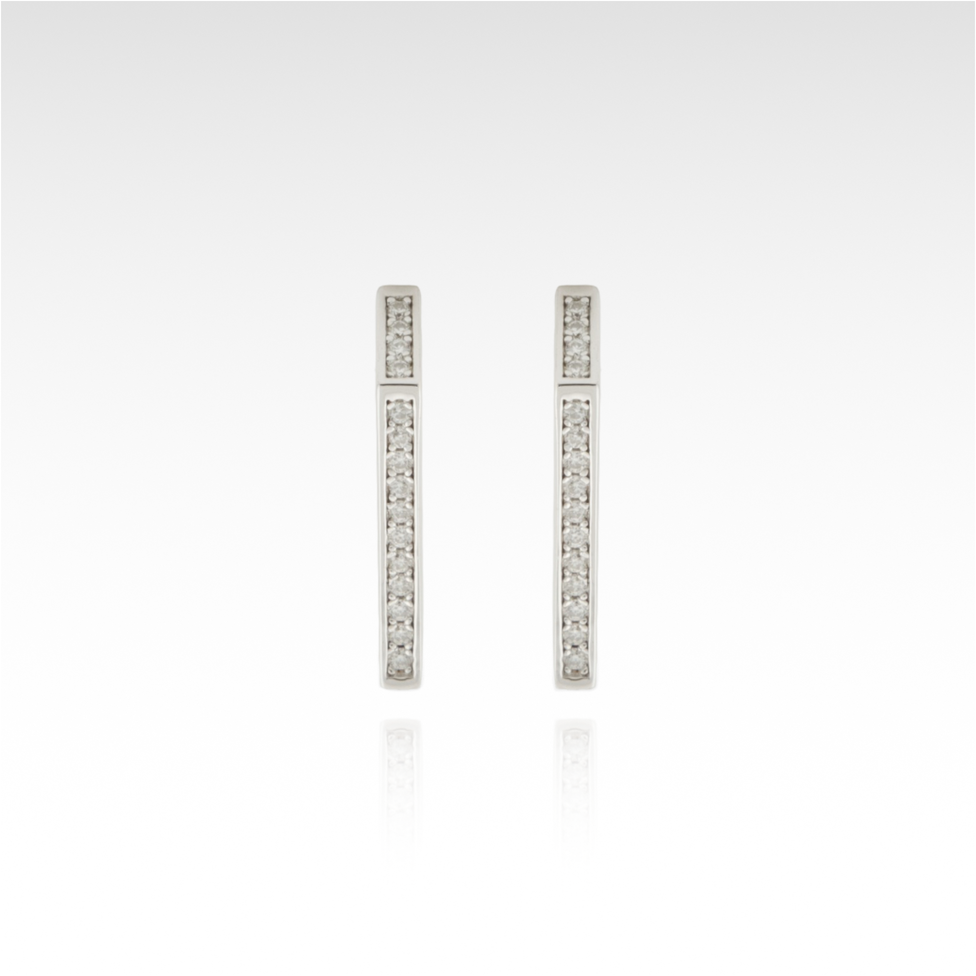 Founder’s Legacy Moissanite Hoop