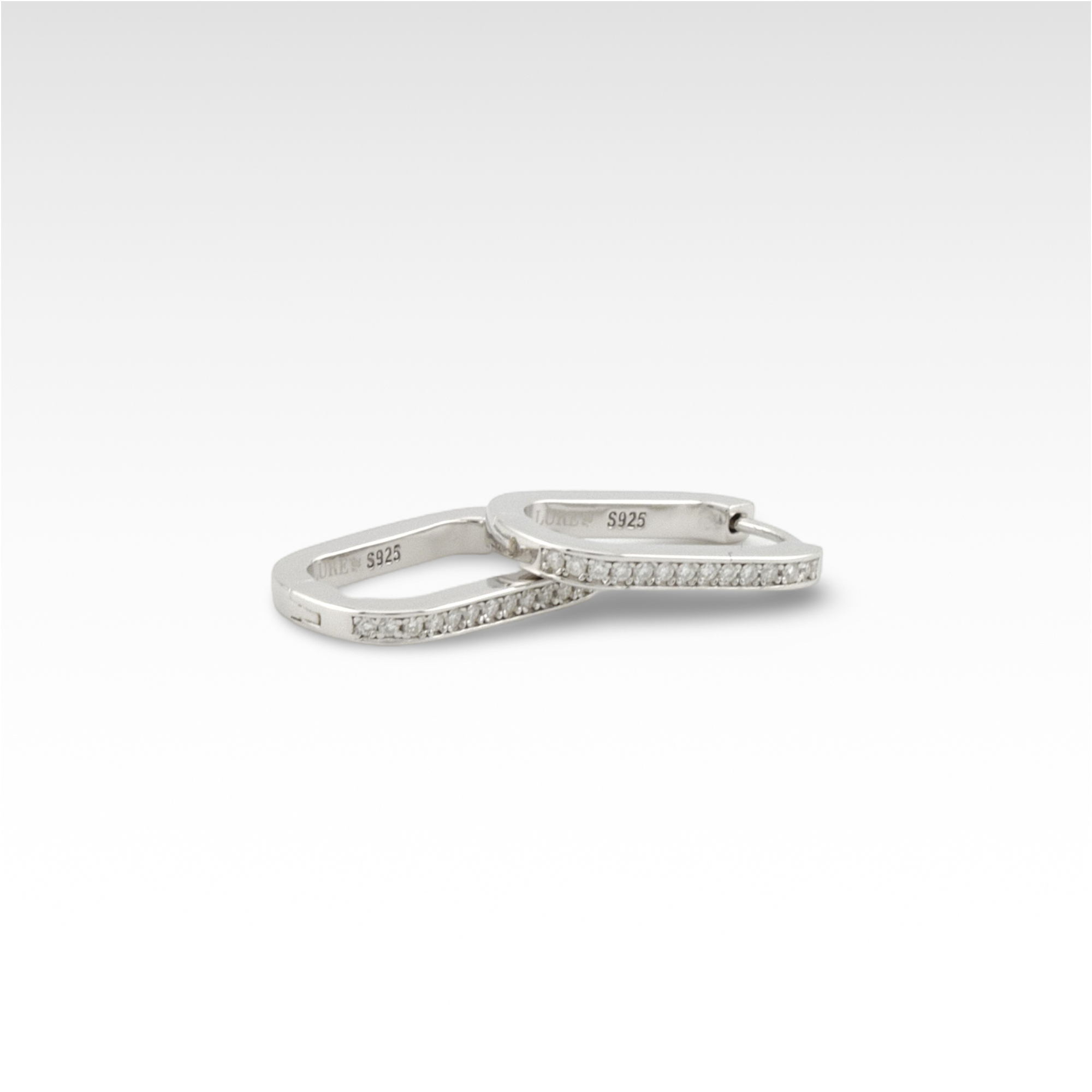 Founder’s Serenity Moissanite Hoop